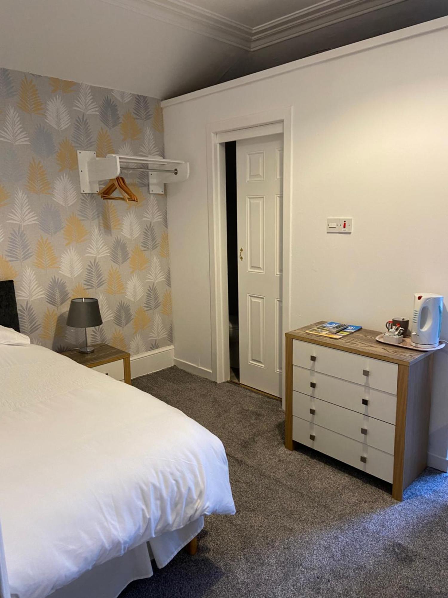 Belhaven Private Hotel Aberdeen Bagian luar foto