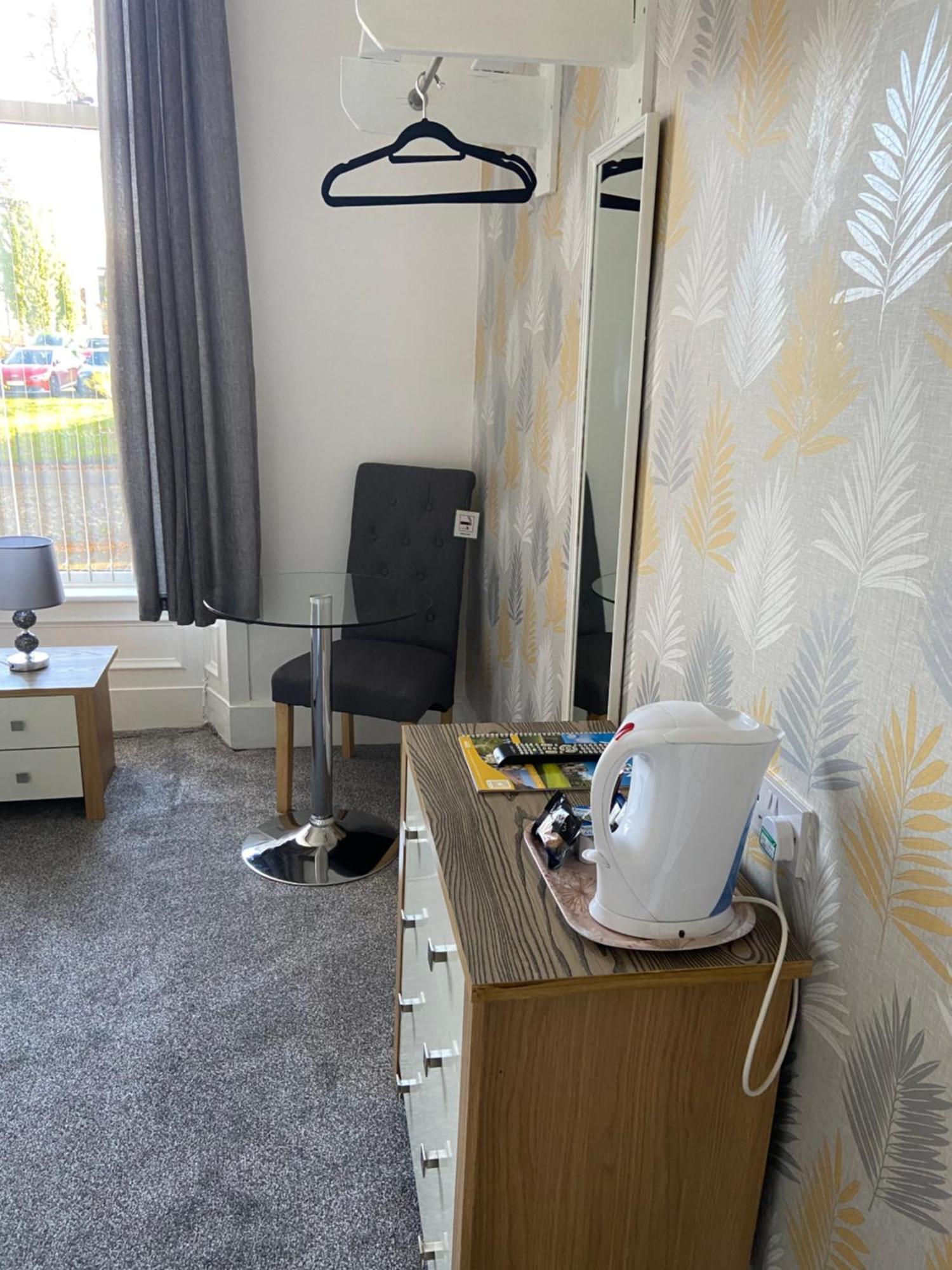 Belhaven Private Hotel Aberdeen Bagian luar foto