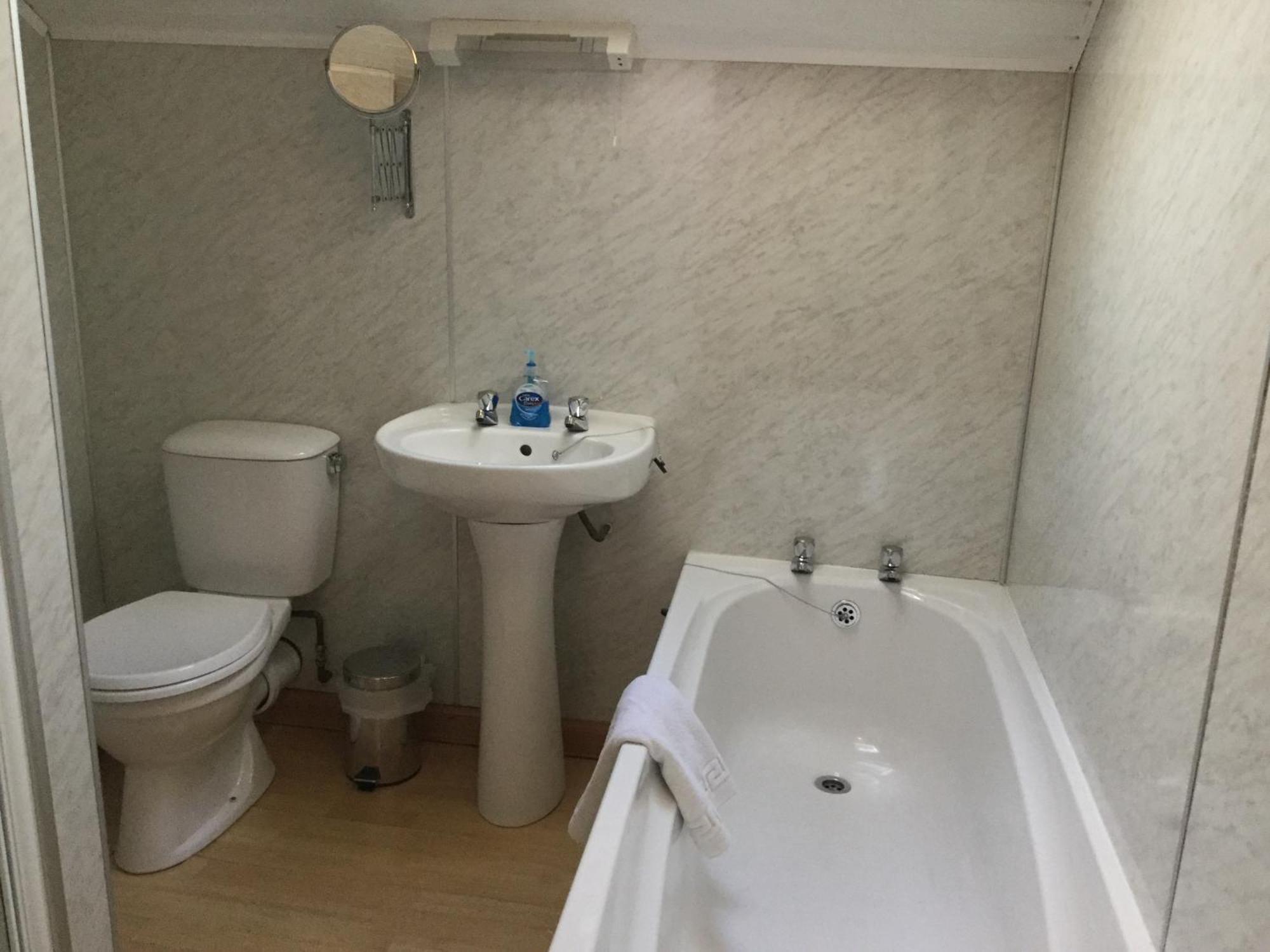 Belhaven Private Hotel Aberdeen Bagian luar foto