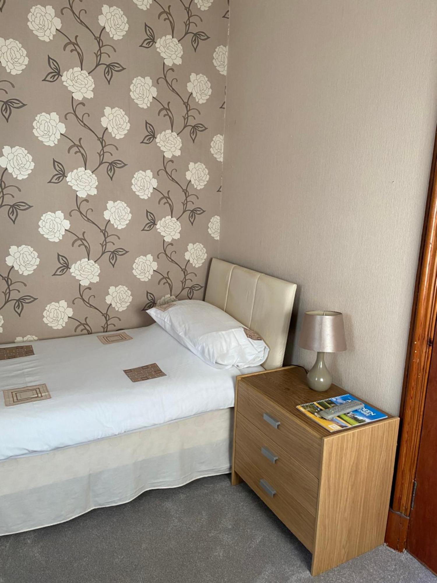 Belhaven Private Hotel Aberdeen Bagian luar foto