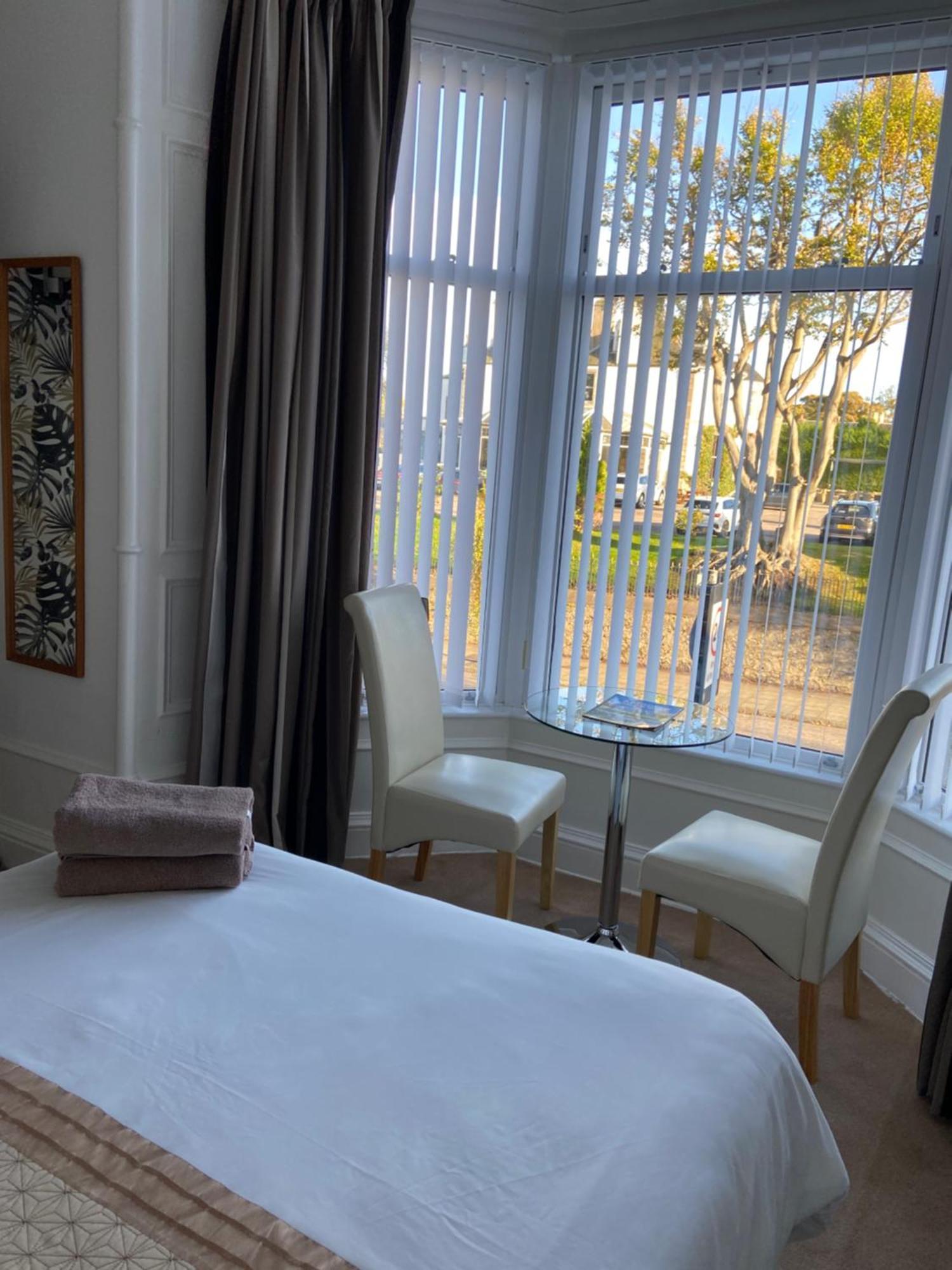 Belhaven Private Hotel Aberdeen Bagian luar foto